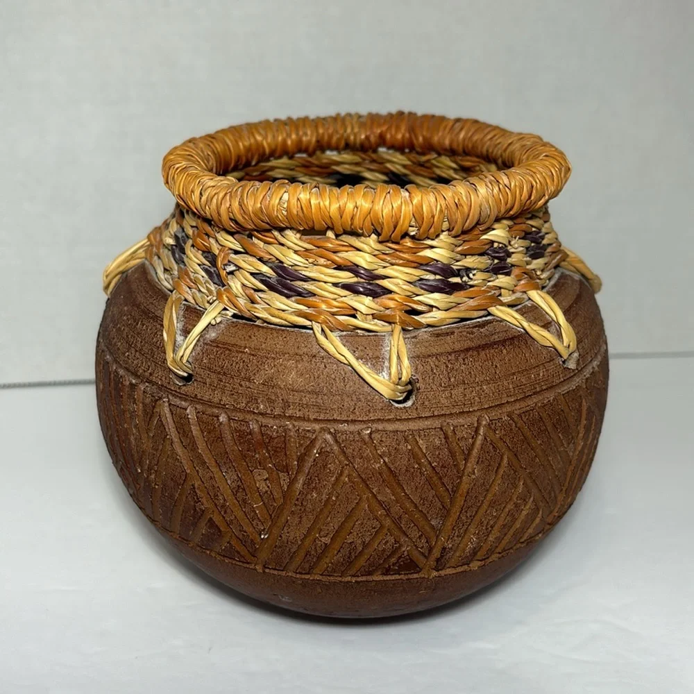 Pier 1 Clay Pot Handcrafted Woven Rattan/Straw Trim Around Rim Carved Clay Band